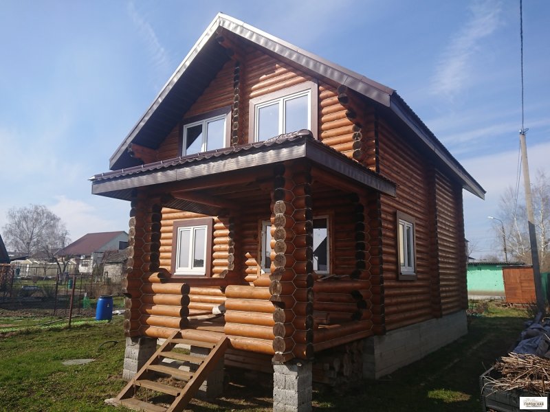 Баня из бревна 2 этажа
