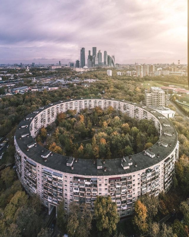 Дом Колизей в Москве