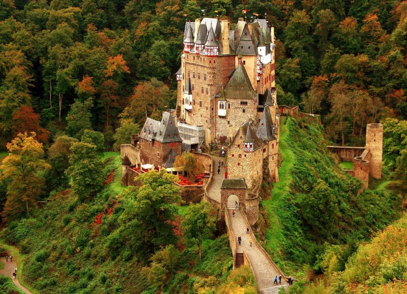 Замок Eltz в Германии