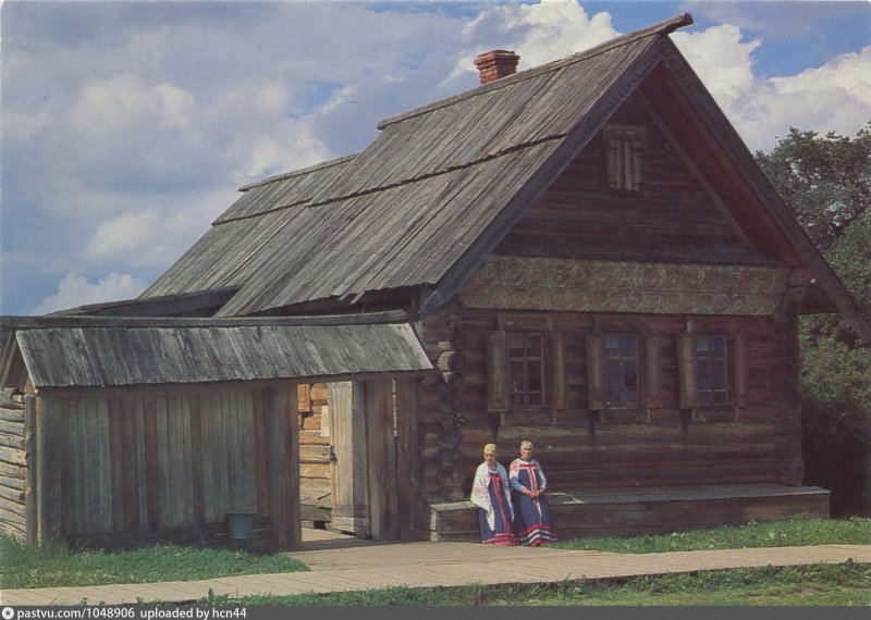 Деревянный дом крестьянина
