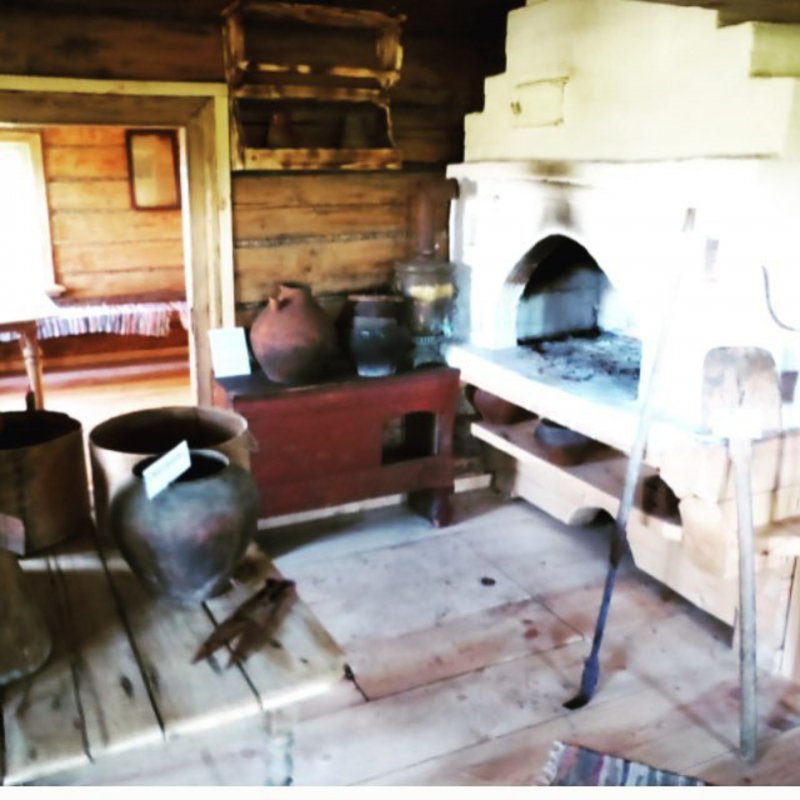 Русские избы с печкой Подмосковье
