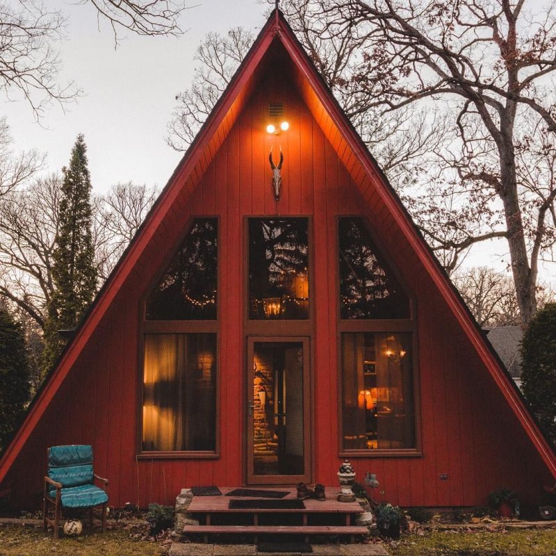 Дом шалаш а frame House.