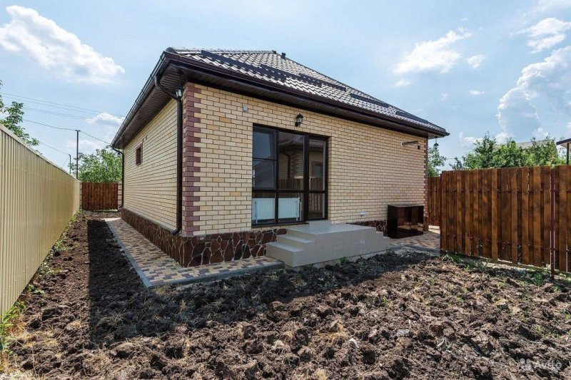 Дом на участке 2.5 сотки