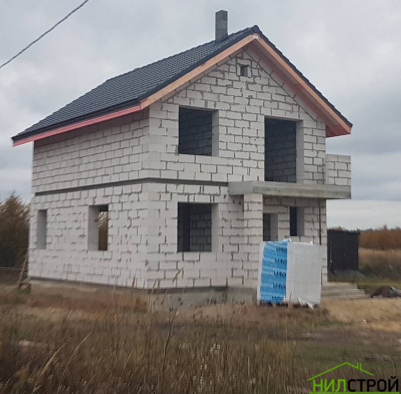 Двухэтажный дом из сибита