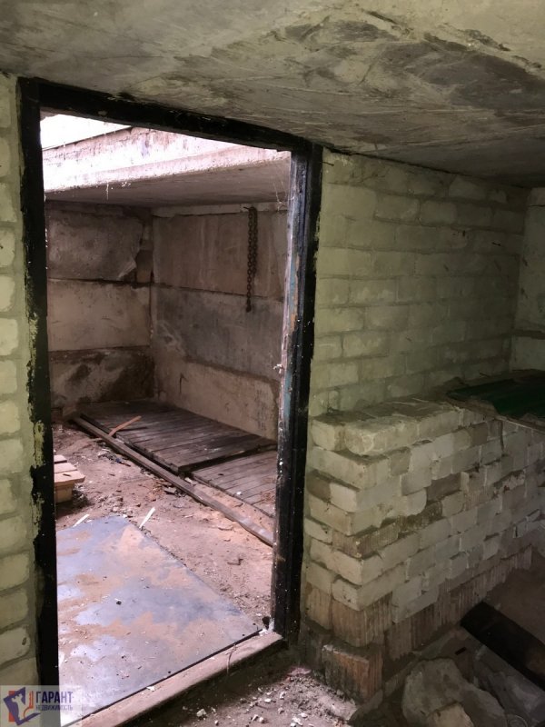 Яма с погребом в гараже