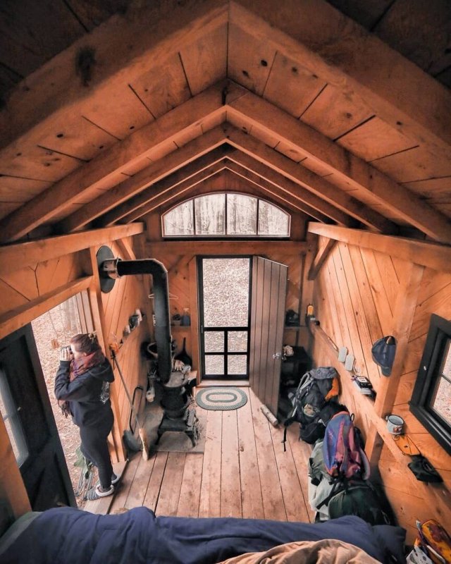 Охотничий домик изнутри