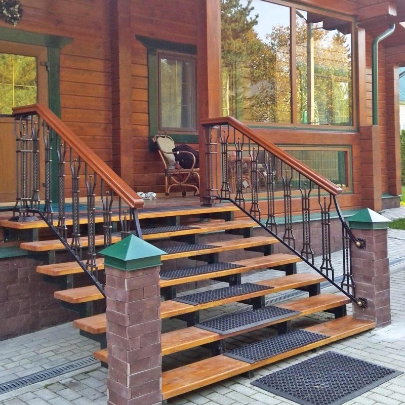 Металлические крылечки