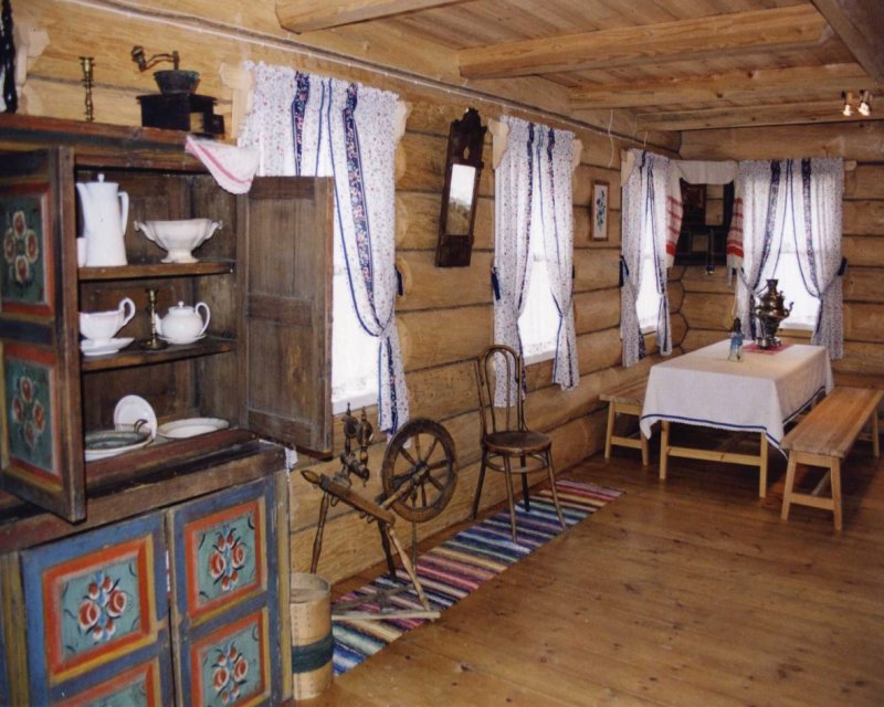 Горница в избе на Руси