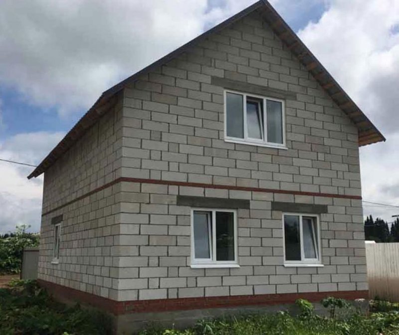 Кирпичный дом с мансардой 120 кв м