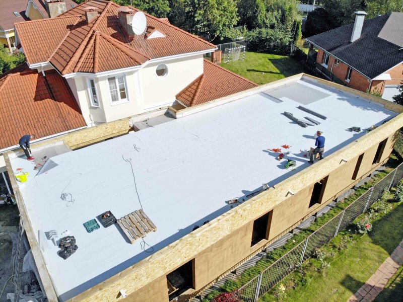 Дом с плоской крышей монолит 170 м