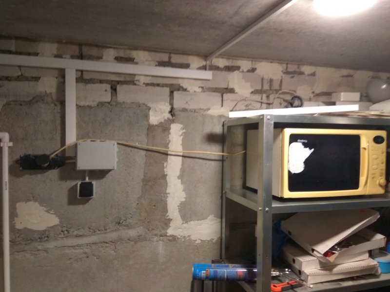 Вытяжка из канализационных труб