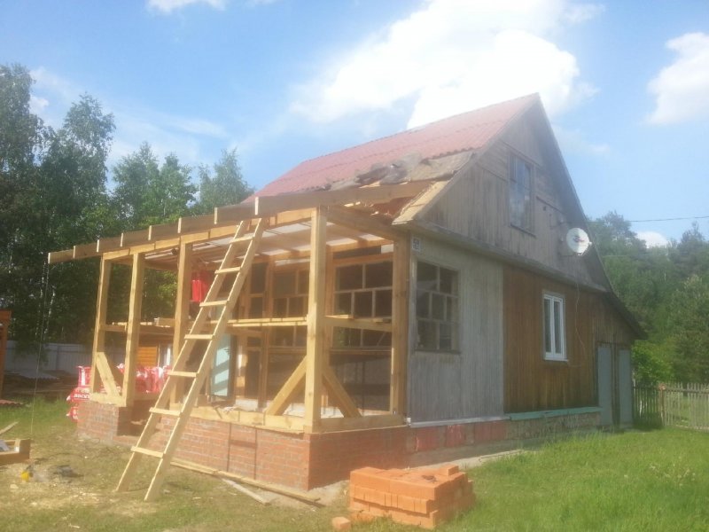 Перестройка старого дачного домика варианты