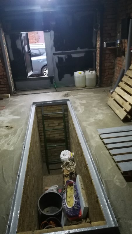 Вытяжка в смотровой яме