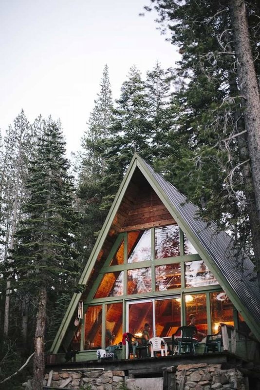 Дом-шалаш (или a-frame House )