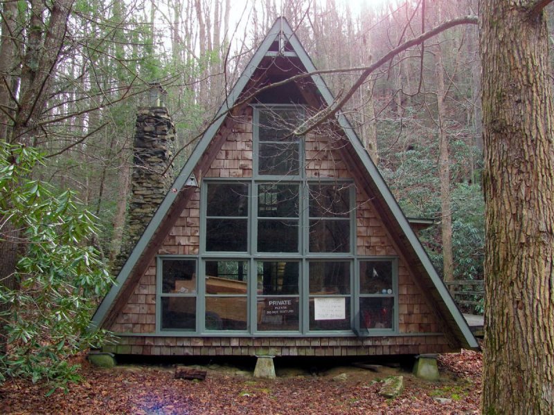 Дом-шалаш (или a-frame House )