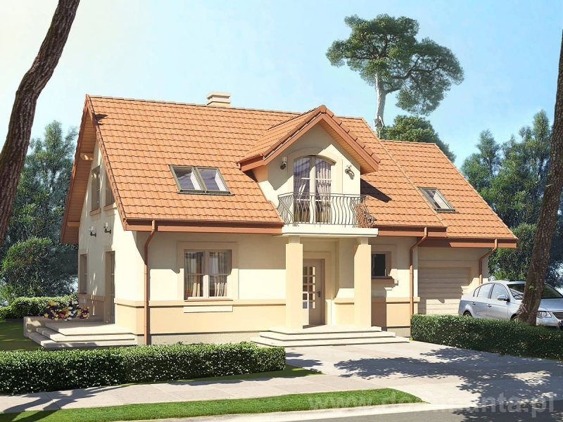 Дом с четырехскатной крышей
