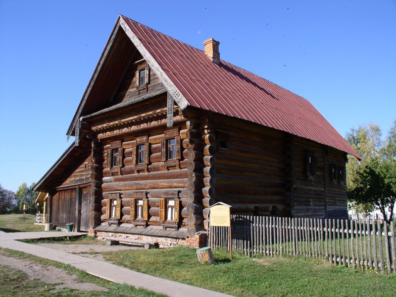 Сруб пятистенок 6х8
