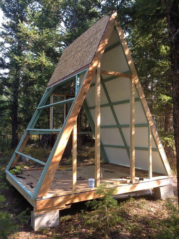 Дом-шалаш (или a-frame House )