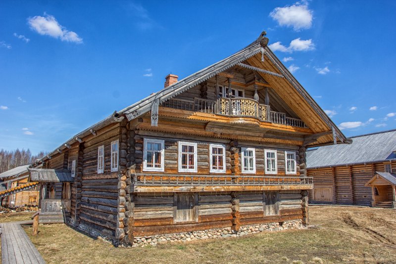 Северная изба, пятистенка
