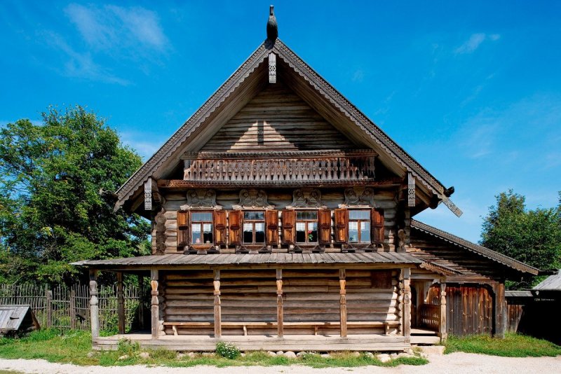 Традиционная Уральская изба