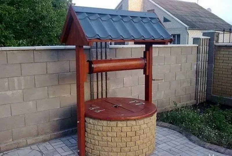 Декоративная отделка колодца