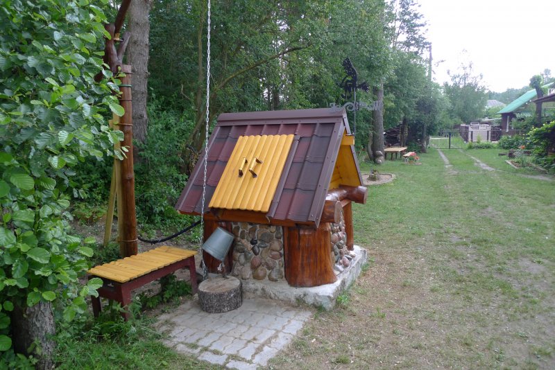 Колодец на участке как отделать не в русском стиле
