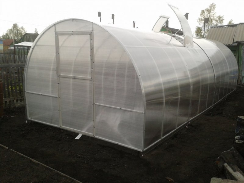 Теплица Дачница 20*30