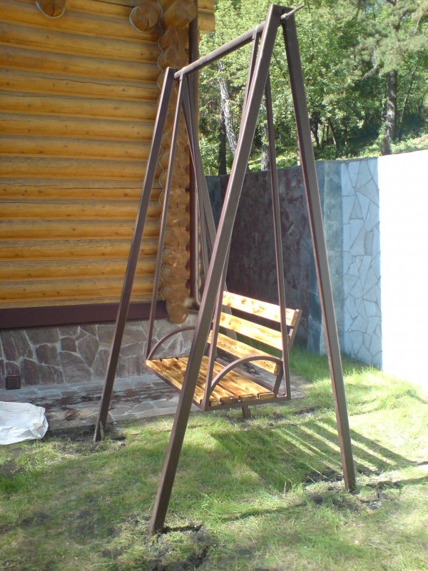Качели сварные для дачи