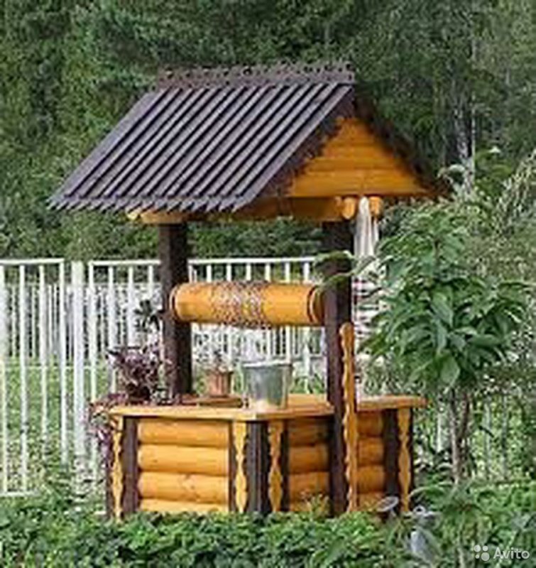 Декоративный колодец для воды
