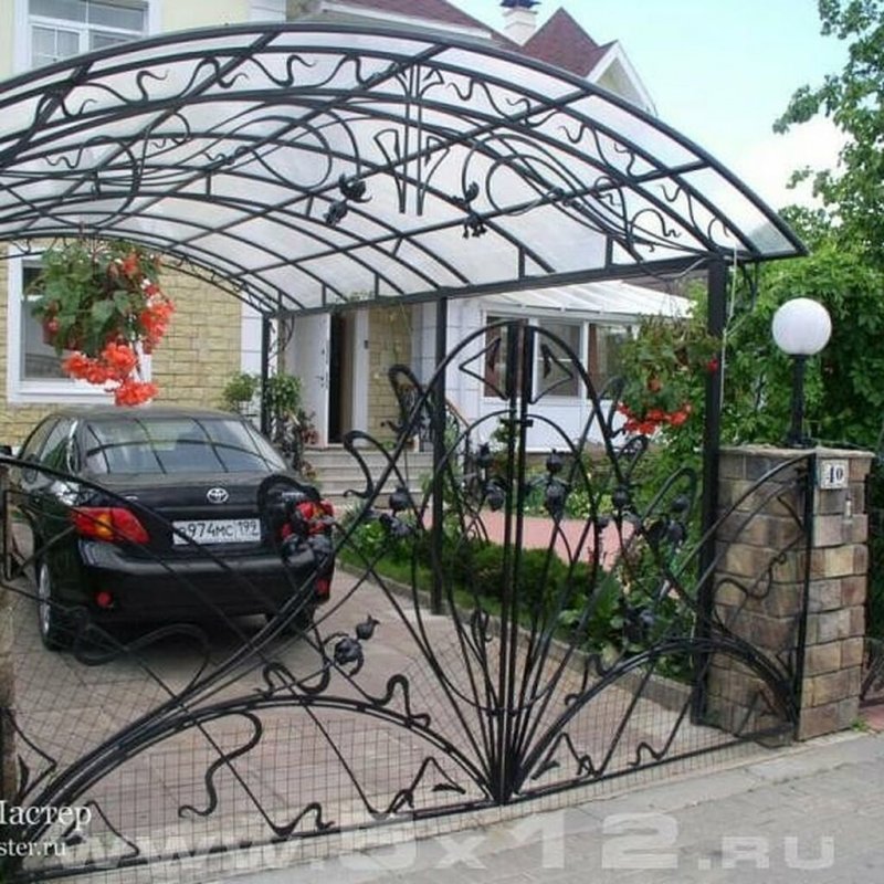 Красивые кованые навесы