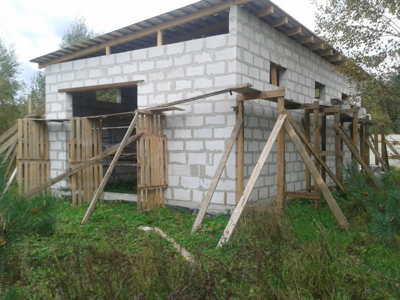 Сарай из пеноблоков