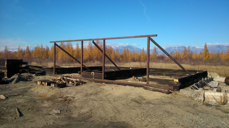 Каркасный гараж из шпал