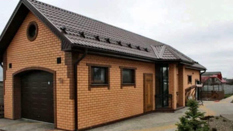 Гараж баня из кирпича