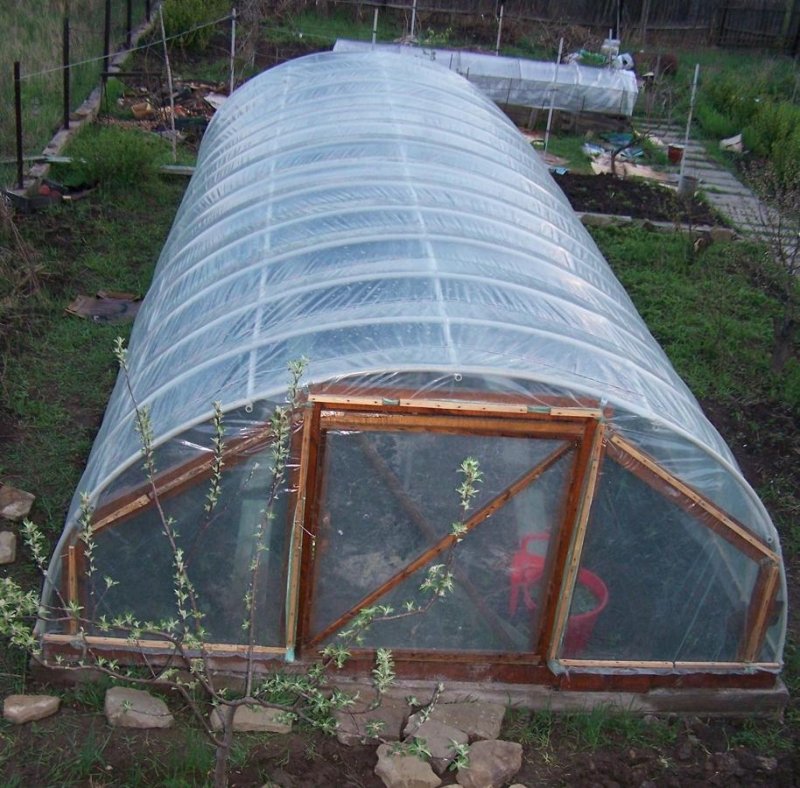 Парник из дерева