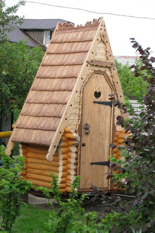 Сортир на даче