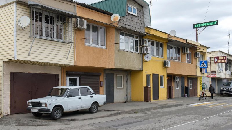 Жилые гаражи в Адлере