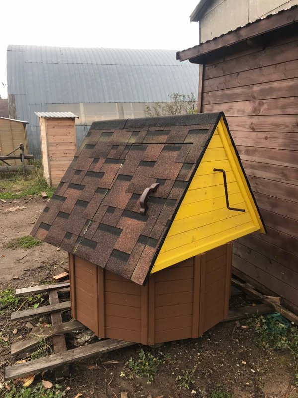 Красивые дачные колодцы