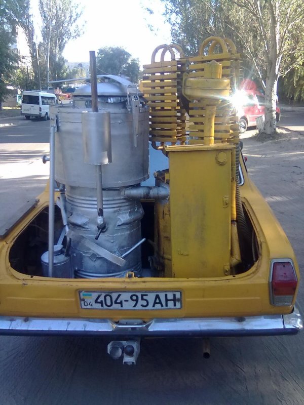 Автомобиль на угле
