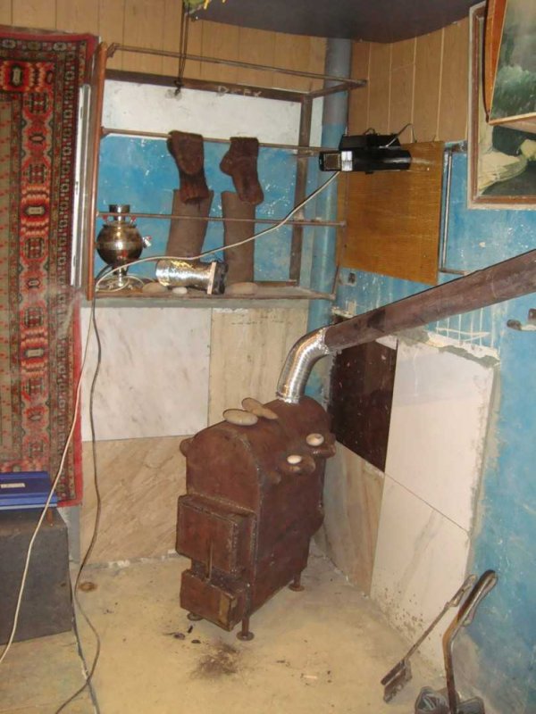 Буржуйка пов 57 в гараже