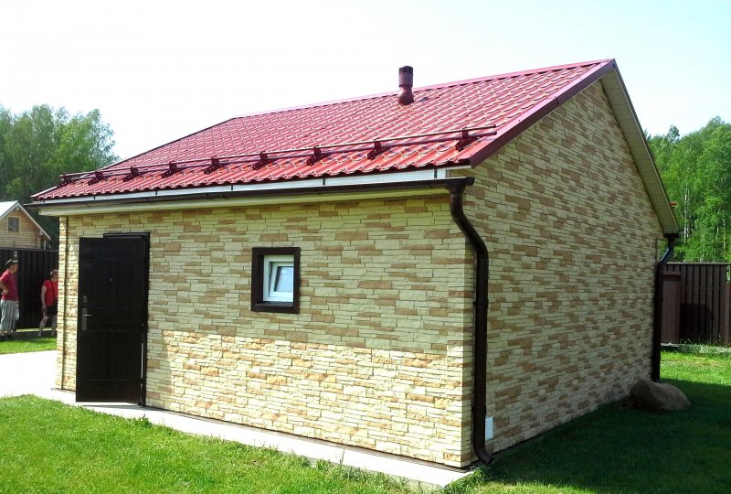 Хозблок из блоков