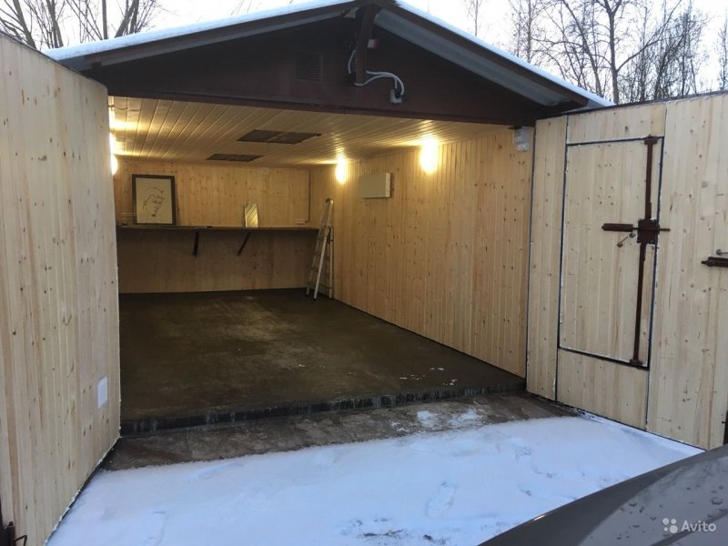 Сарай из газобетона с односкатной крышей
