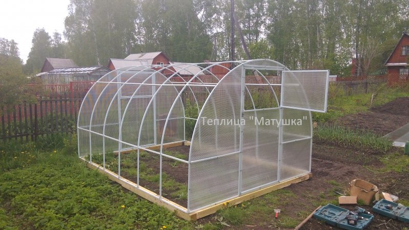 Теплица на трубах фундамент