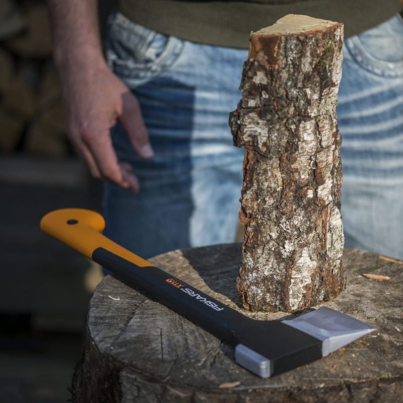 Топор-колун fiskars x11