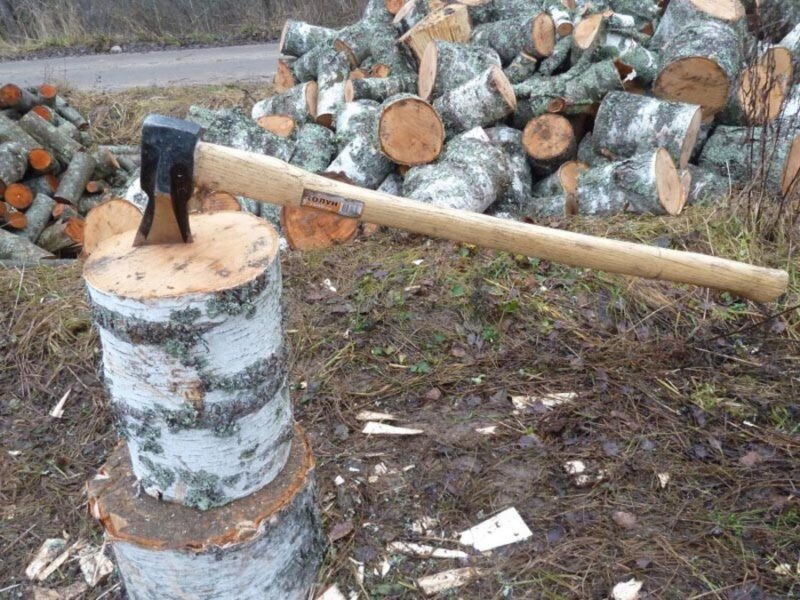 Рубка дров