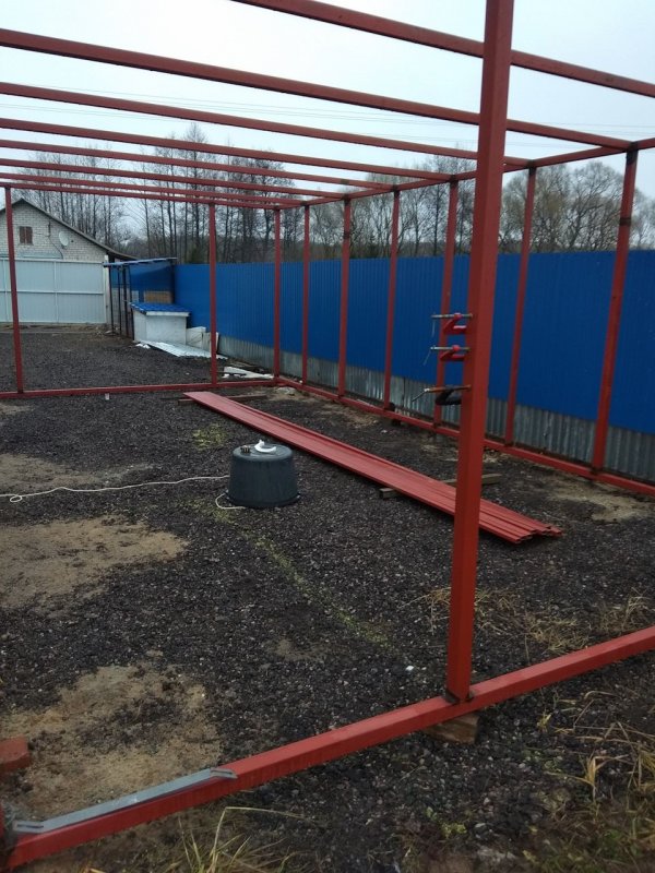 Гараж из металлопрофиля