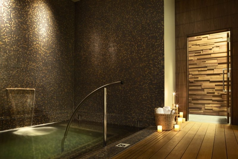 Spa Pool Shower
