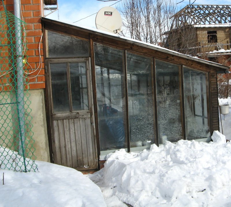 Пристрой к дому из поликарбоната для кур