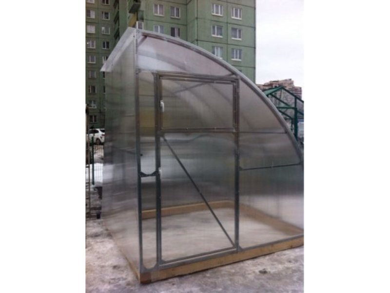 Теплица пристенная 250*800 h=250