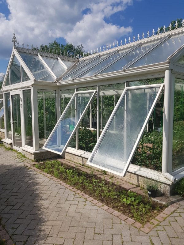 Теплицы хартли ботаник