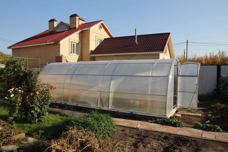 Теплица Митлайдера стекло